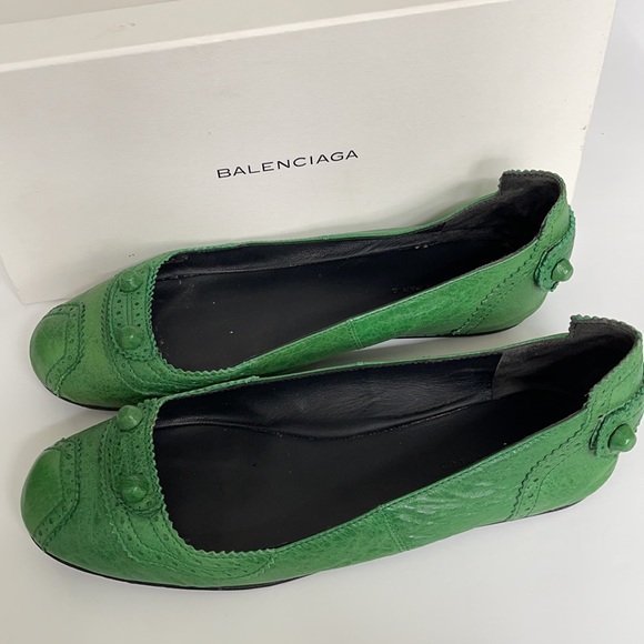 BALENCIAGA Leather Green Flats - Picture 5 of 9